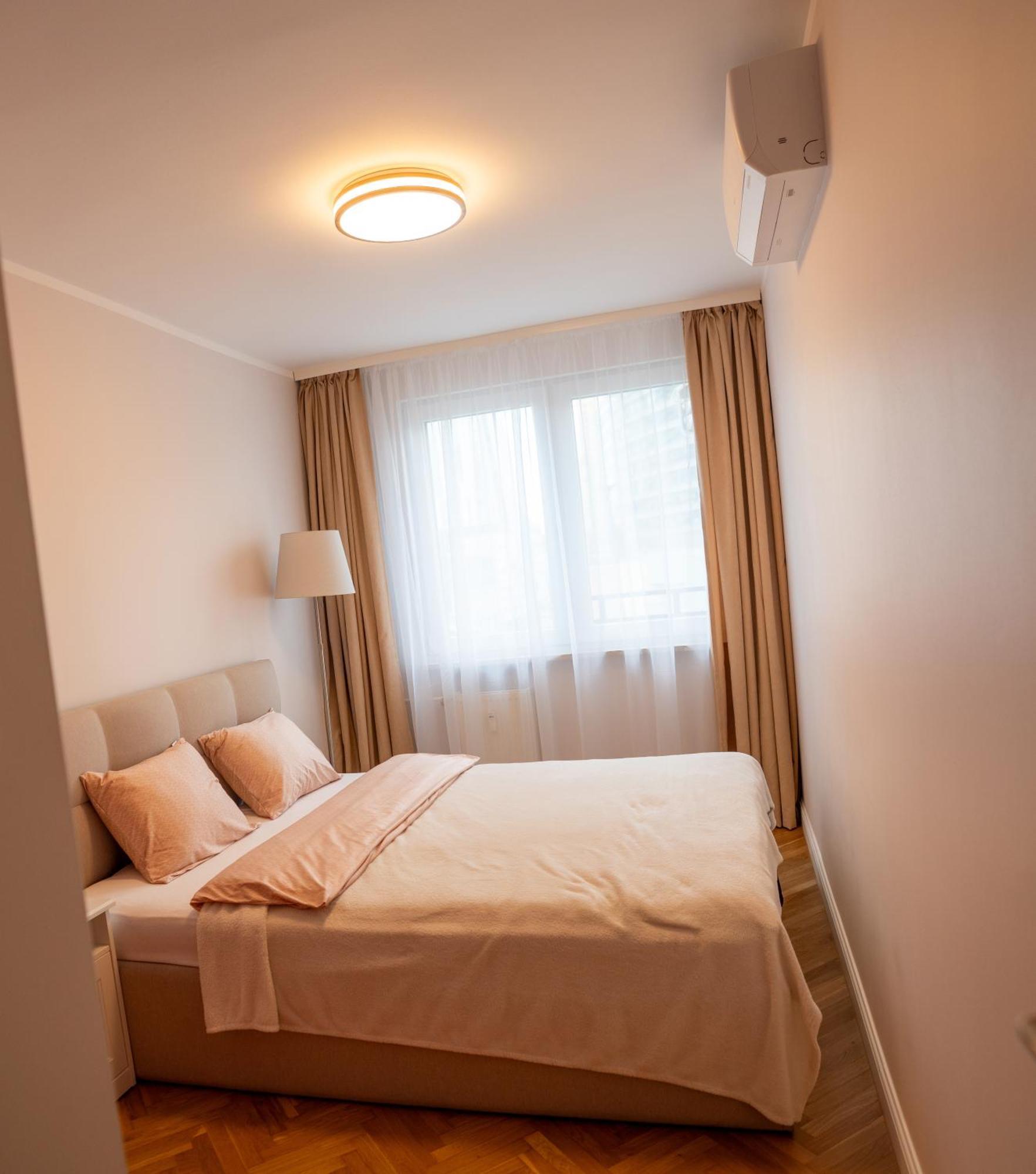 Apartament Gold 61 Warszawa Zewnętrze zdjęcie